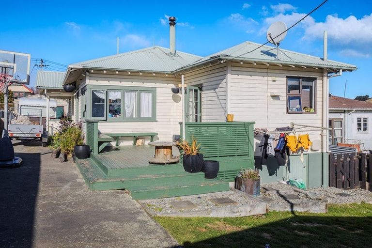Photo of property in 38 Greta Street, South Hill, Oamaru, 9400