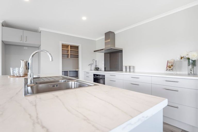 Photo of property in 32 Costello Drive, Ngatea, 3503