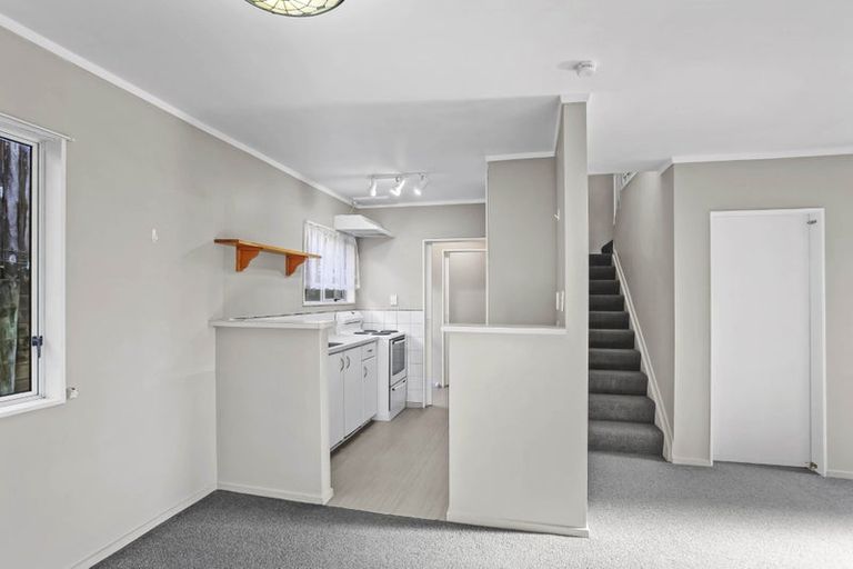 Photo of property in 22/24 Eastglen Road, Glen Eden, Auckland, 0602