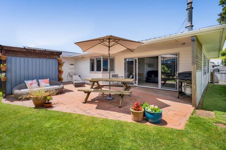 Photo of property in 8 Ellesmere Avenue, Bell Block, New Plymouth, 4312