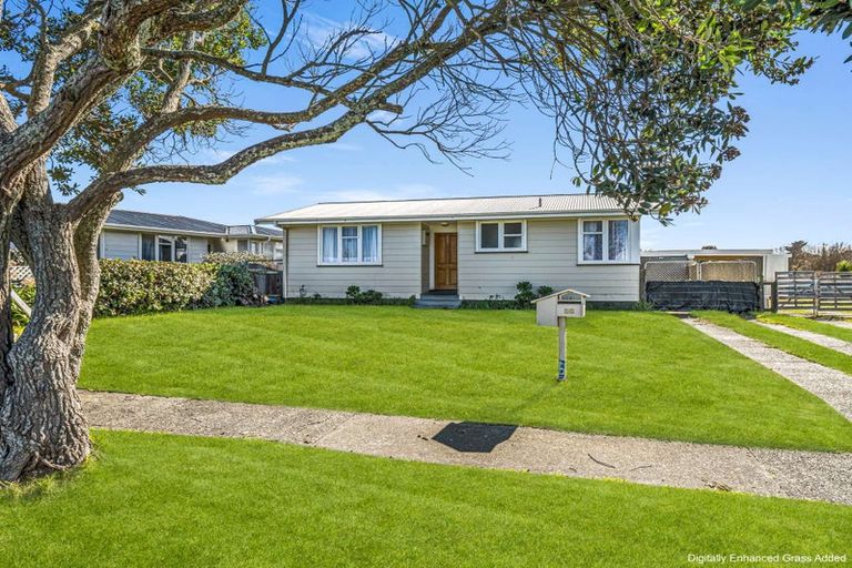 Photo of property in 55 Titoki Street, Castlecliff, Whanganui, 4501