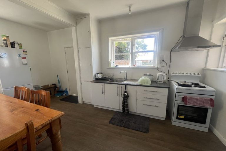 Photo of property in 196 Blenheim Road, Riccarton, Christchurch, 8041