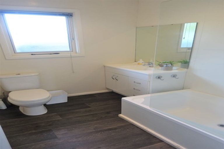 Photo of property in 168c Chester Street East, Christchurch Central, Christchurch, 8011