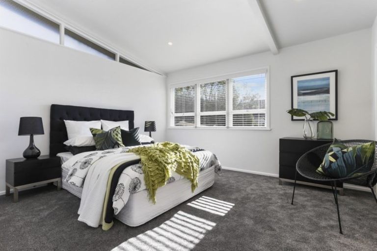 Photo of property in 1/139 Nile Road, Milford, Auckland, 0620