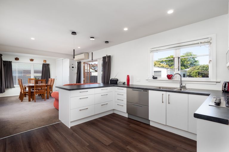 Photo of property in 44 Mountfort Street, Spreydon, Christchurch, 8024