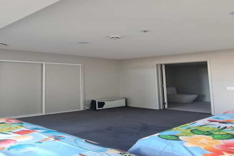 Photo of property in Pinnacle Apartments, W406/160 Victoria Street, Te Aro, Wellington, 6011