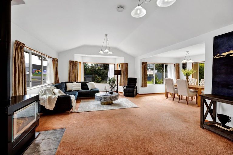 Photo of property in 25 Rimu Street, Inglewood, 4330