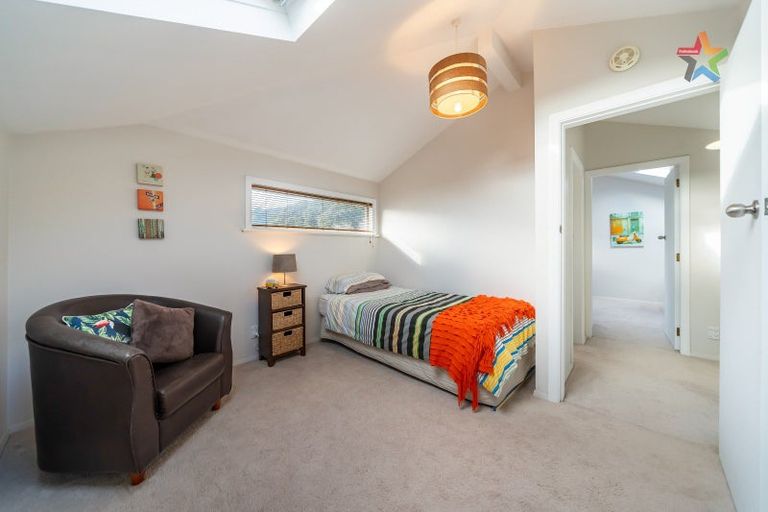 Photo of property in 27 Hinau Street, Woburn, Lower Hutt, 5010