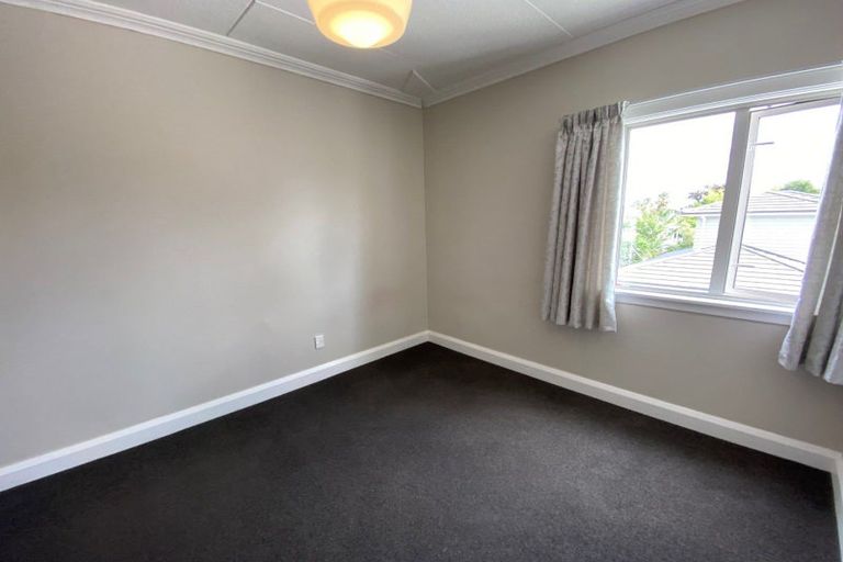 Photo of property in 30 Ranfurly Street, Hokowhitu, Palmerston North, 4410