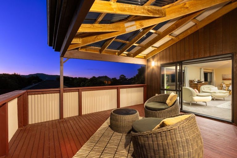 Photo of property in 22 Millennium Hill, Paraparaumu, 5032