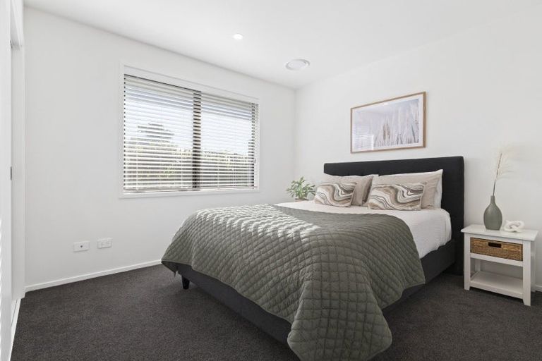 Photo of property in 1 Rongoa Maori Way, Pukekohe, 2120