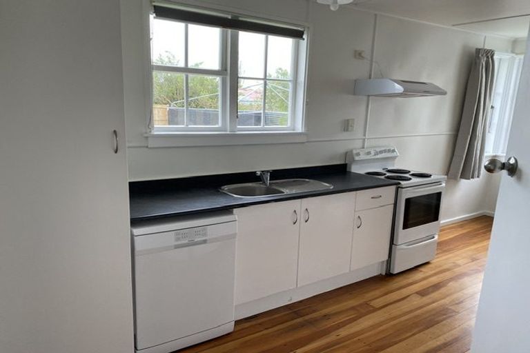 Photo of property in 6 Forth Terrace, Roslyn, Palmerston North, 4414