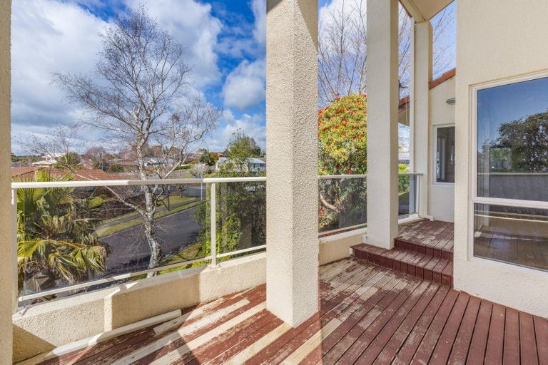 Photo of property in 3 Pentland Place, Highlands Park, New Plymouth, 4312
