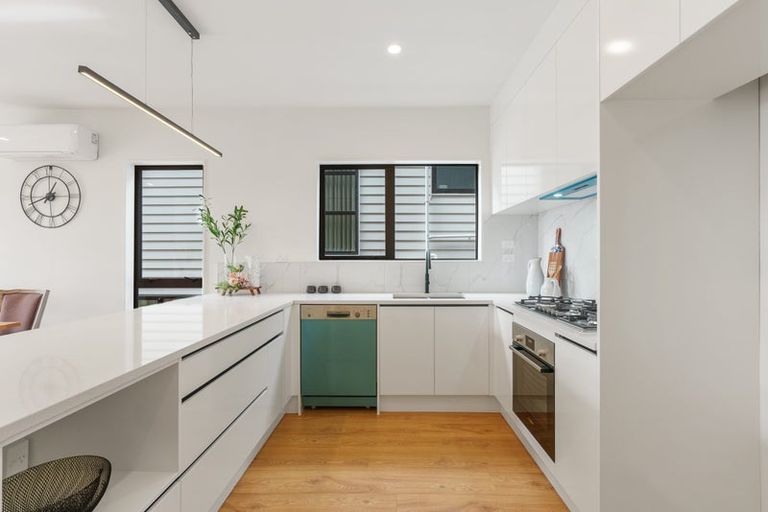 Photo of property in 30b Goodfellow Lane, Flat Bush, Auckland, 2019