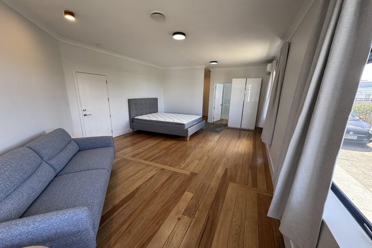 Photo of property in 106 Stortford Street, Saint Leonards, Hastings, 4120