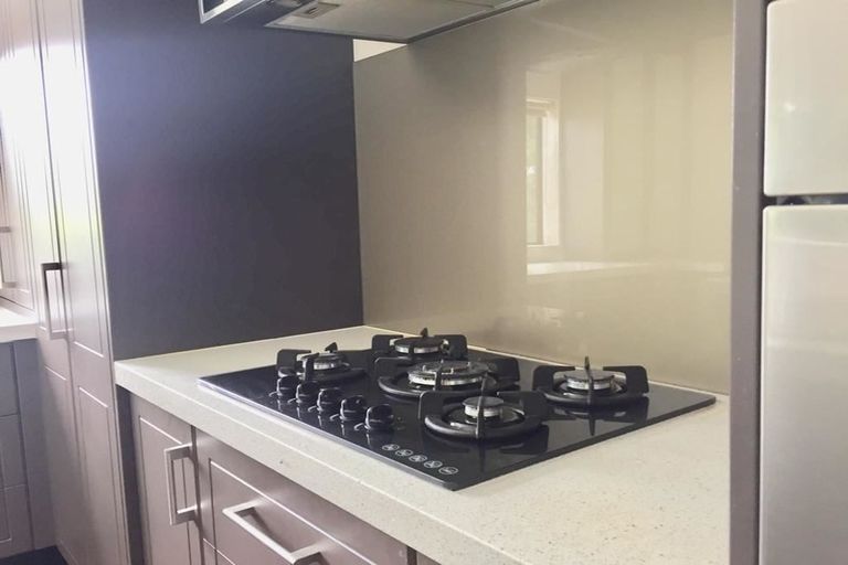 Photo of property in 18 Stottholm Road, Titirangi, Auckland, 0604