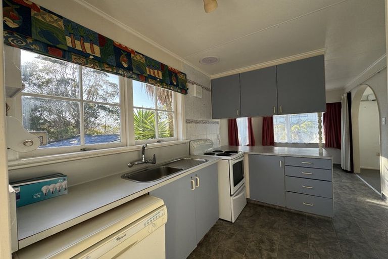 Photo of property in 36 Holland Street, Wainuiomata, Lower Hutt, 5014