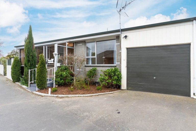 Photo of property in 77 Roberta Drive, Somerfield, Christchurch, 8024