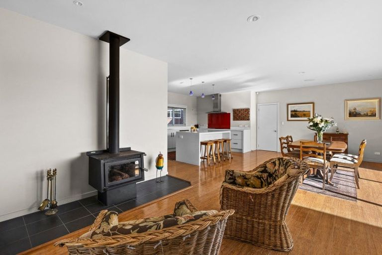 Photo of property in 14 Spur Road, Havelock North, 4130