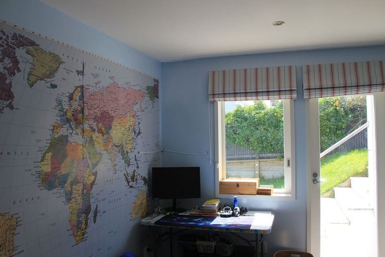 Photo of property in 45 Austin Street, Mount Victoria, Wellington, 6011