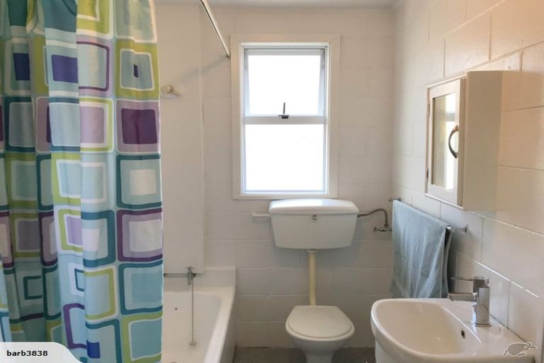 Photo of property in 2/546 Worcester Street, Linwood, Christchurch, 8011