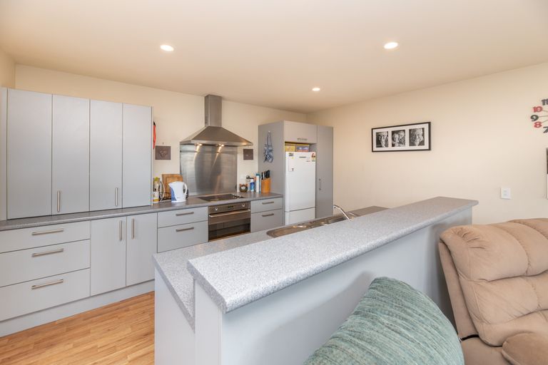 Photo of property in 24 Rochester Crescent, Rolleston, 7614