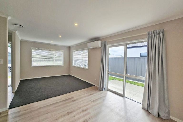 Photo of property in 14 George Yee Place, Taradale, 4112