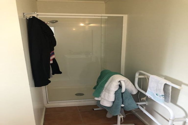 Photo of property in 73 Spinella Drive, Bayview, Auckland, 0629