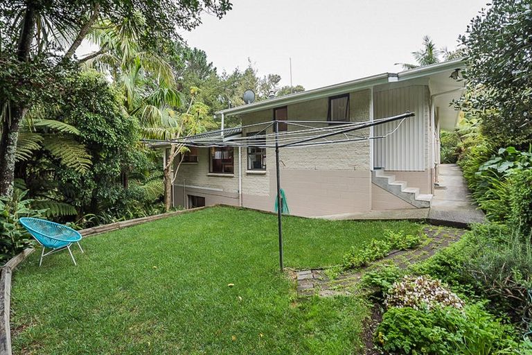 Photo of property in 3 Hebe Place, Birkenhead, Auckland, 0626