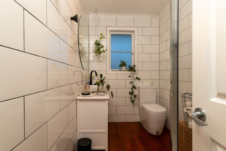 Photo of property in 1/11 Henwood Road, Mangere East, Auckland, 2024