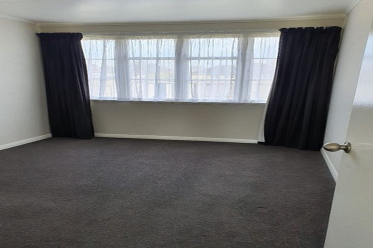 Photo of property in 31 Douglas Crescent, Fairfield, Hamilton, 3214