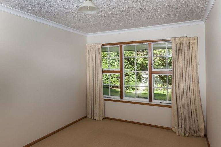 Photo of property in 306 Avonhead Road, Avonhead, Christchurch, 8042