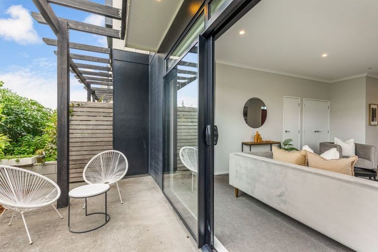 Photo of property in 2 Sidney Wallingford Way, Hobsonville, Auckland, 0616