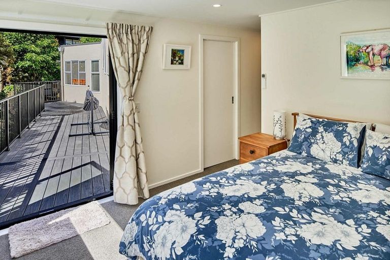 Photo of property in 39 James Cook Drive, Whitby, Porirua, 5024