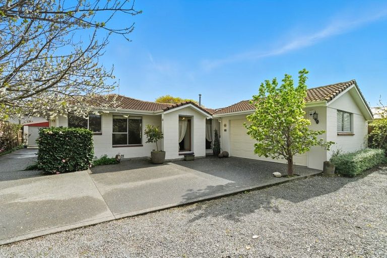 Photo of property in 17 Marley View Street, Somerfield, Christchurch, 8024