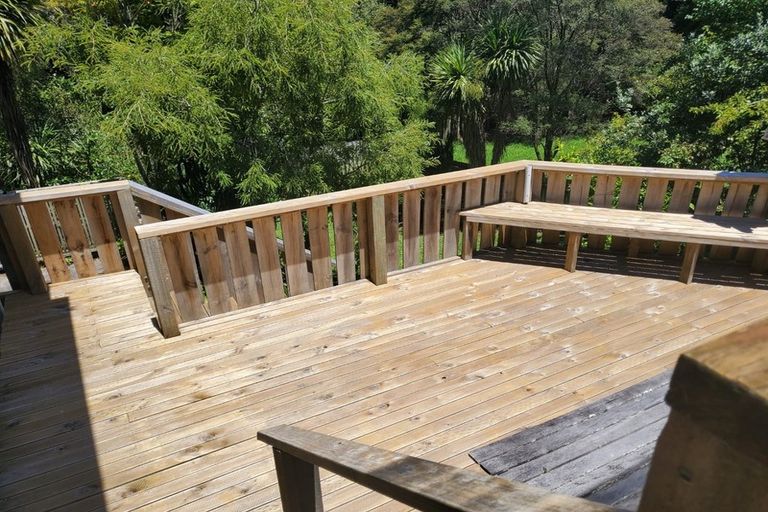 Photo of property in 19 Stallard Place, Glen Eden, Auckland, 0602