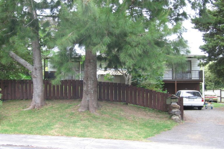 Photo of property in 48 Hiwihau Place, Glenfield, Auckland, 0629