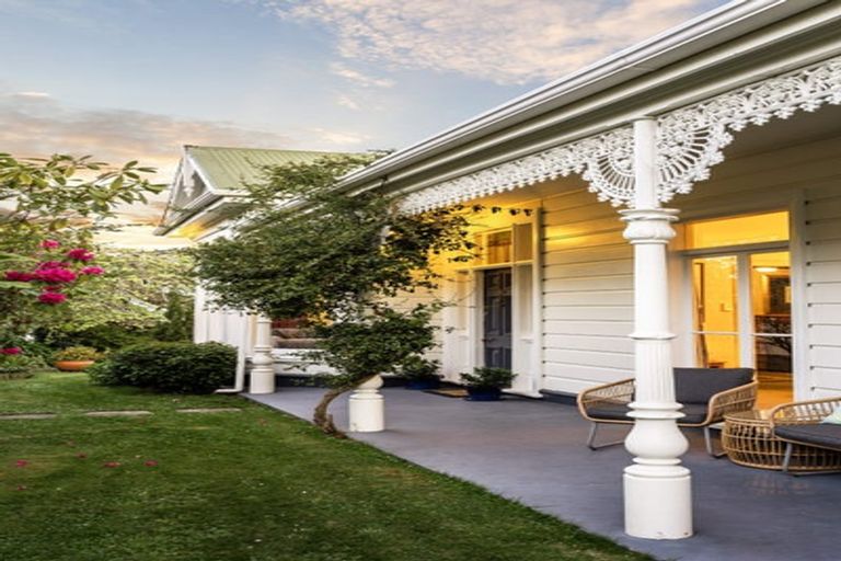 Photo of property in 14 Highgate, Belleknowes, Dunedin, 9011