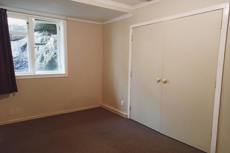 Photo of property in 130 Gladstone Road, Dalmore, Dunedin, 9010
