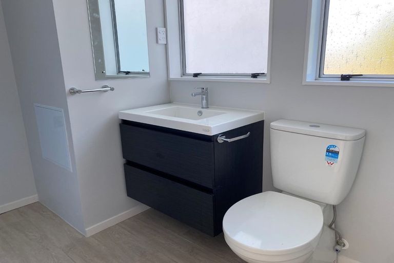 Photo of property in 184a Mitchell Street, Brooklyn, Wellington, 6021