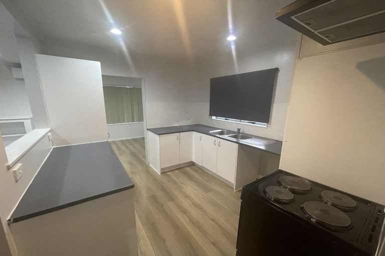 Photo of property in 110 Gloucester Road, Manurewa, Auckland, 2102