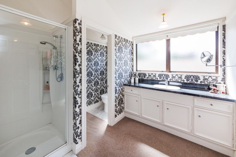 Photo of property in 95 Park Road, West End, Palmerston North, 4410