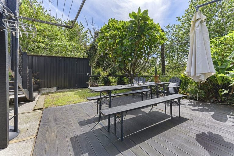 Photo of property in 12b Wheeler Place, Upper Vogeltown, New Plymouth, 4310