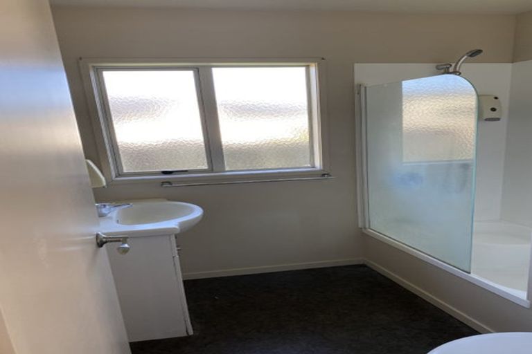 Photo of property in 67 Massey Street, Frankton, Hamilton, 3204