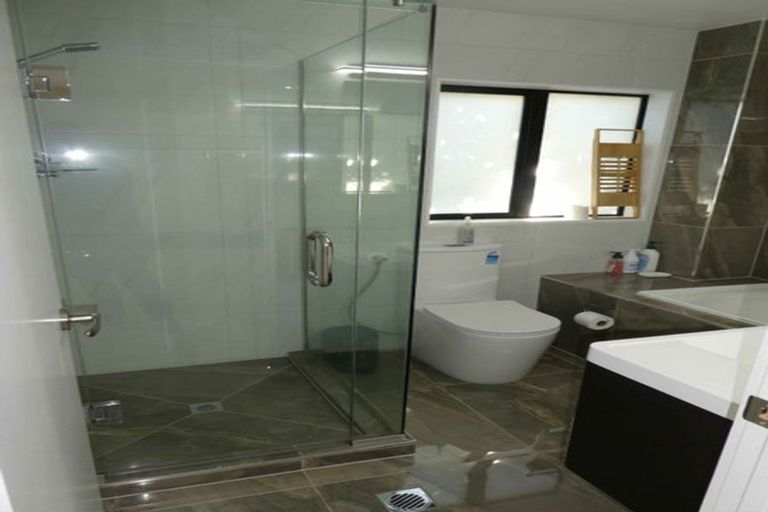 Photo of property in 39a Keegan Drive, Massey, Auckland, 0614