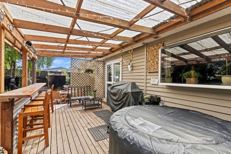 Photo of property in 120 Mackworth Street, Woolston, Christchurch, 8062