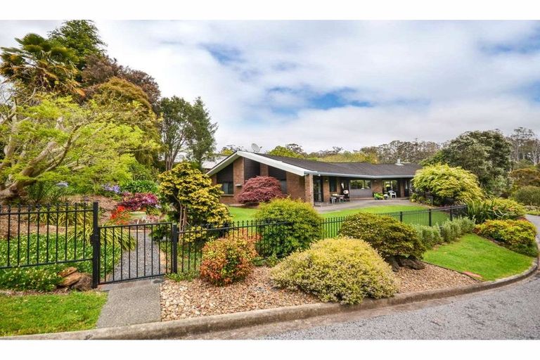 Photo of property in 3 Peacock Garden Drive, Kerikeri, 0230