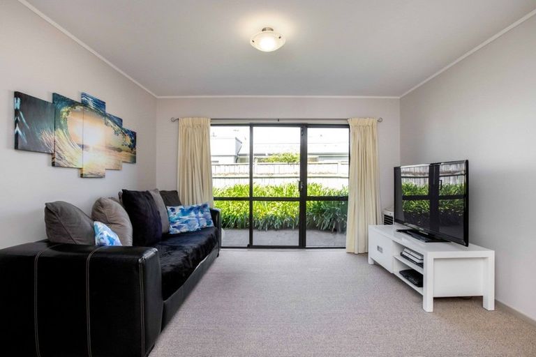 Photo of property in 7 Penlington Place, Havelock North, 4130