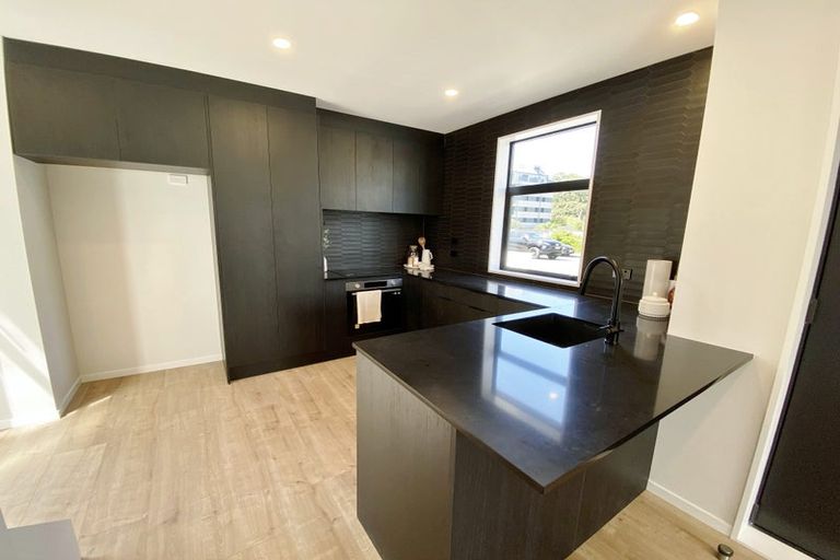 Photo of property in 4/57 Carlton Mill Road, Merivale, Christchurch, 8014