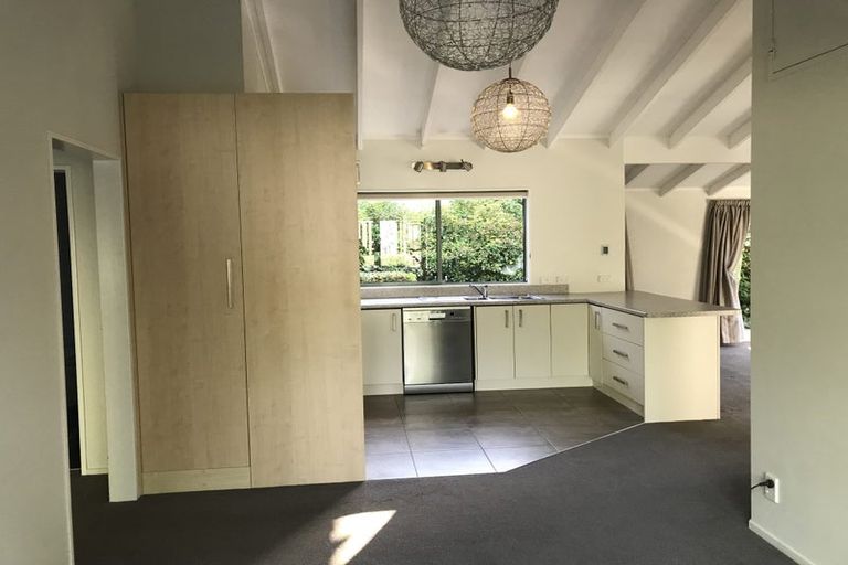 Photo of property in 72 Standen Street, Karori, Wellington, 6012